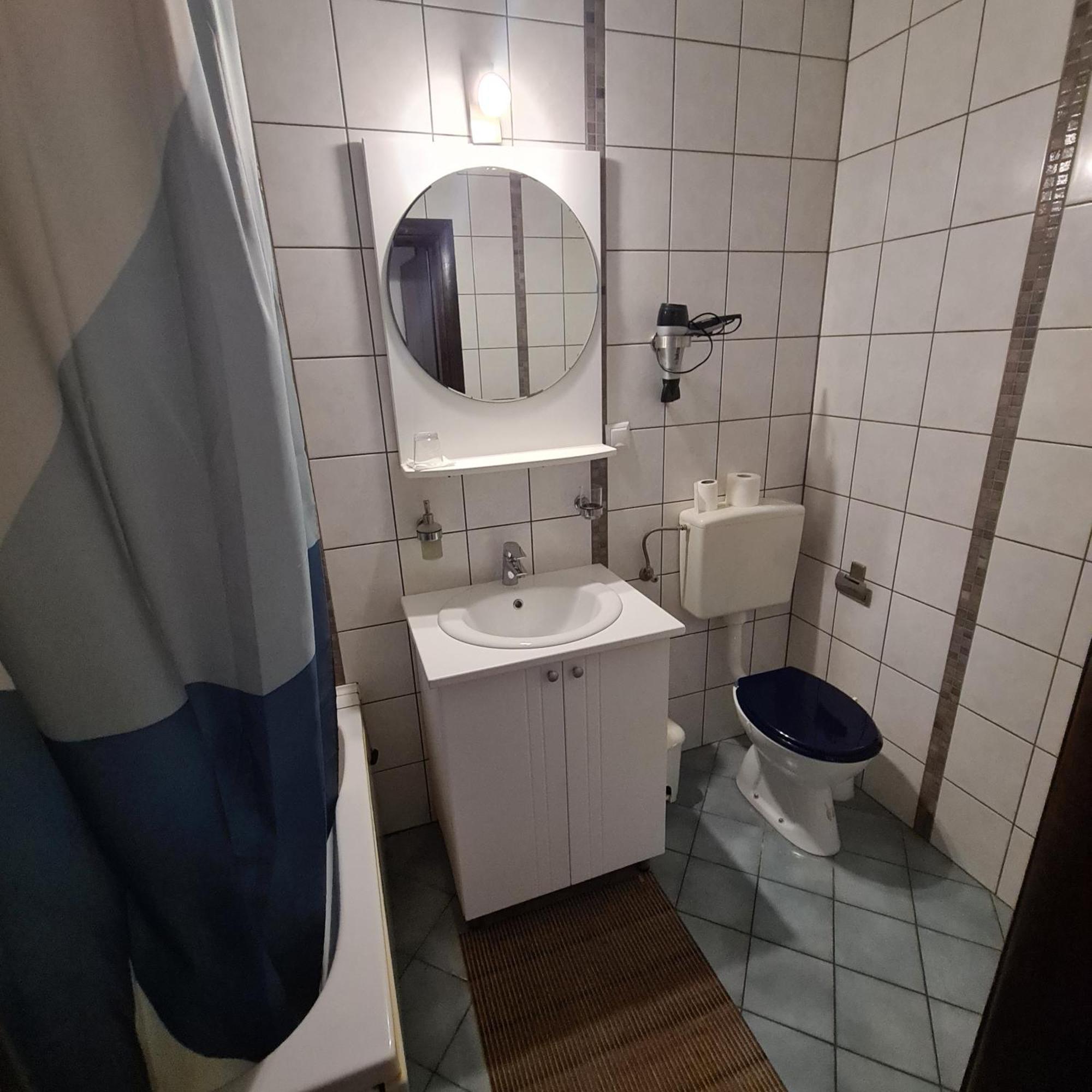 Guesthouse Kod Mosta カルロヴァッツ エクステリア 写真